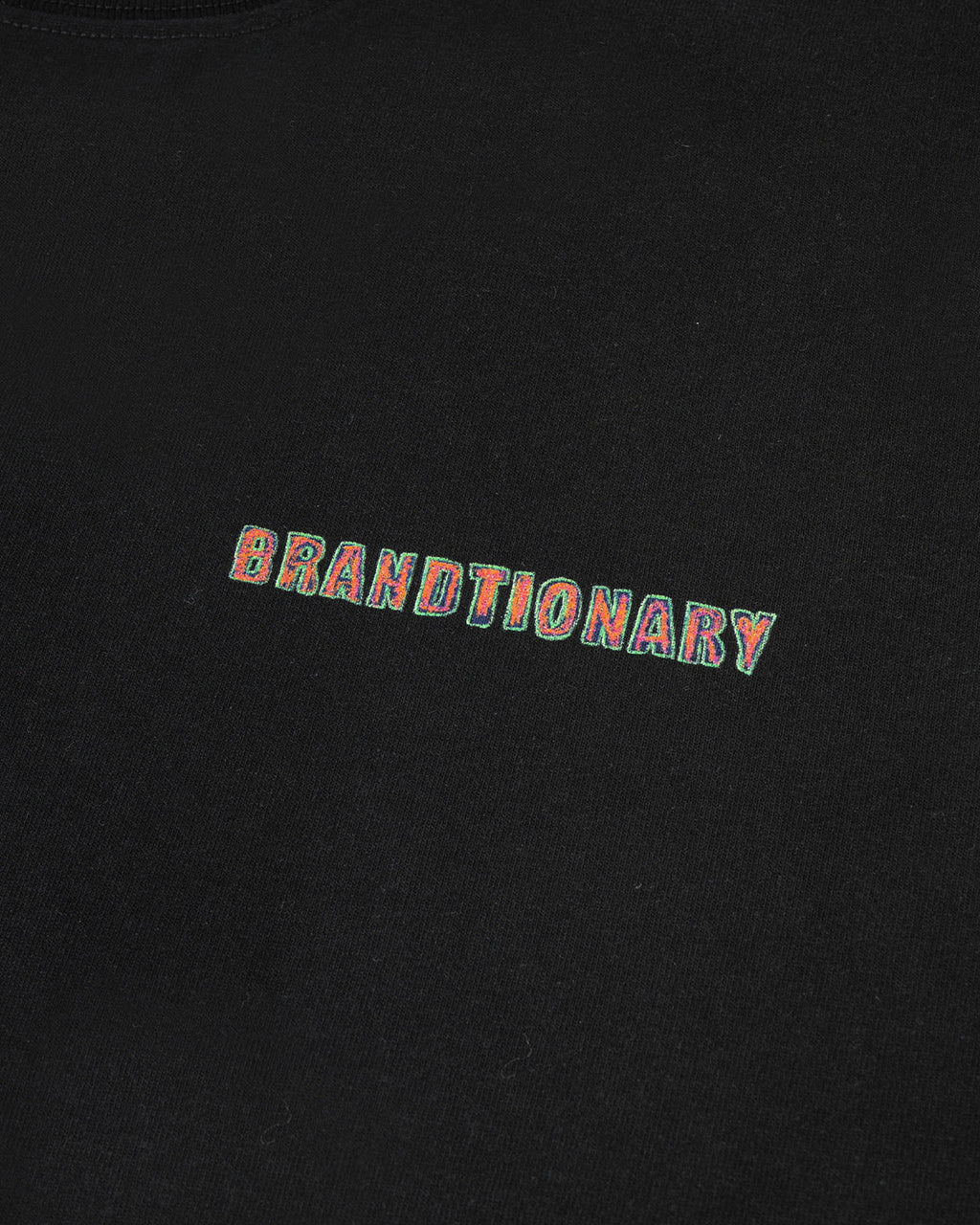 تيشيرت BRANDTIONARY تصميم فن الخدش - أسود