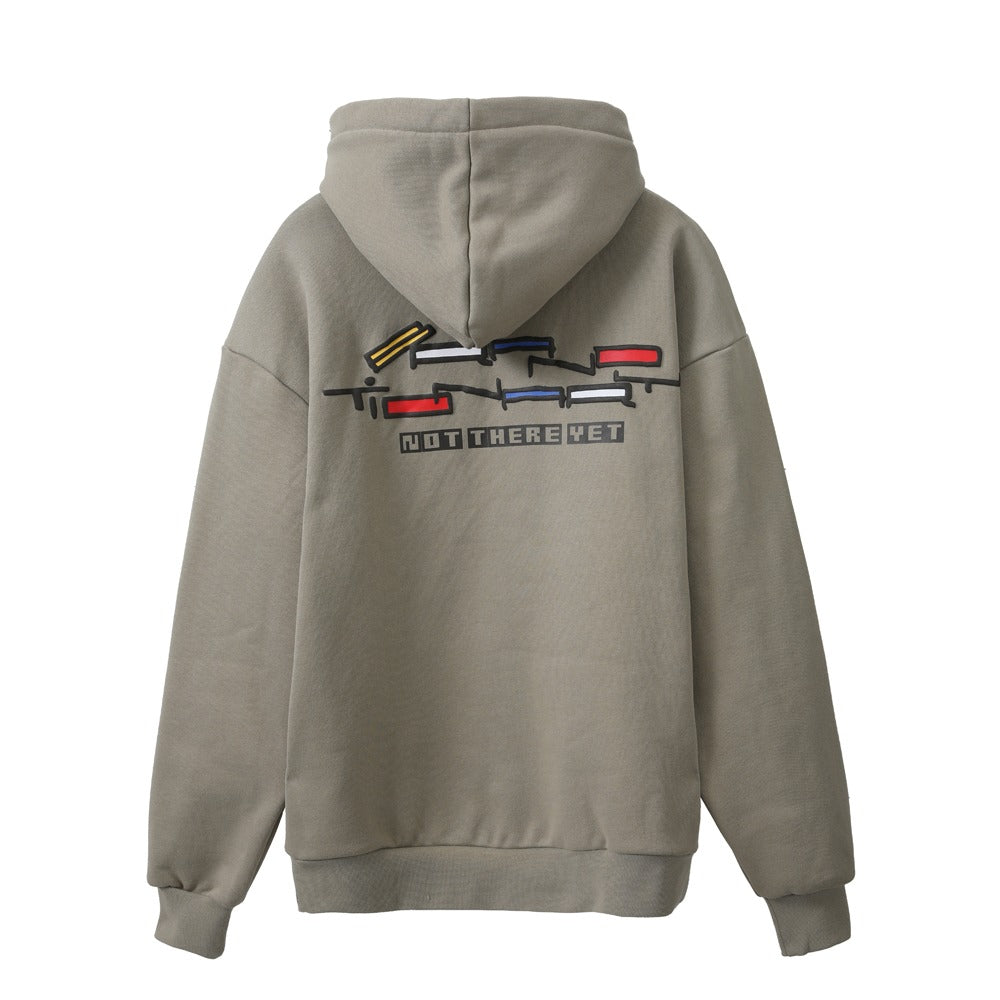 هودي كاكي مطبوع "Not There Yet" مع غطاء رأس