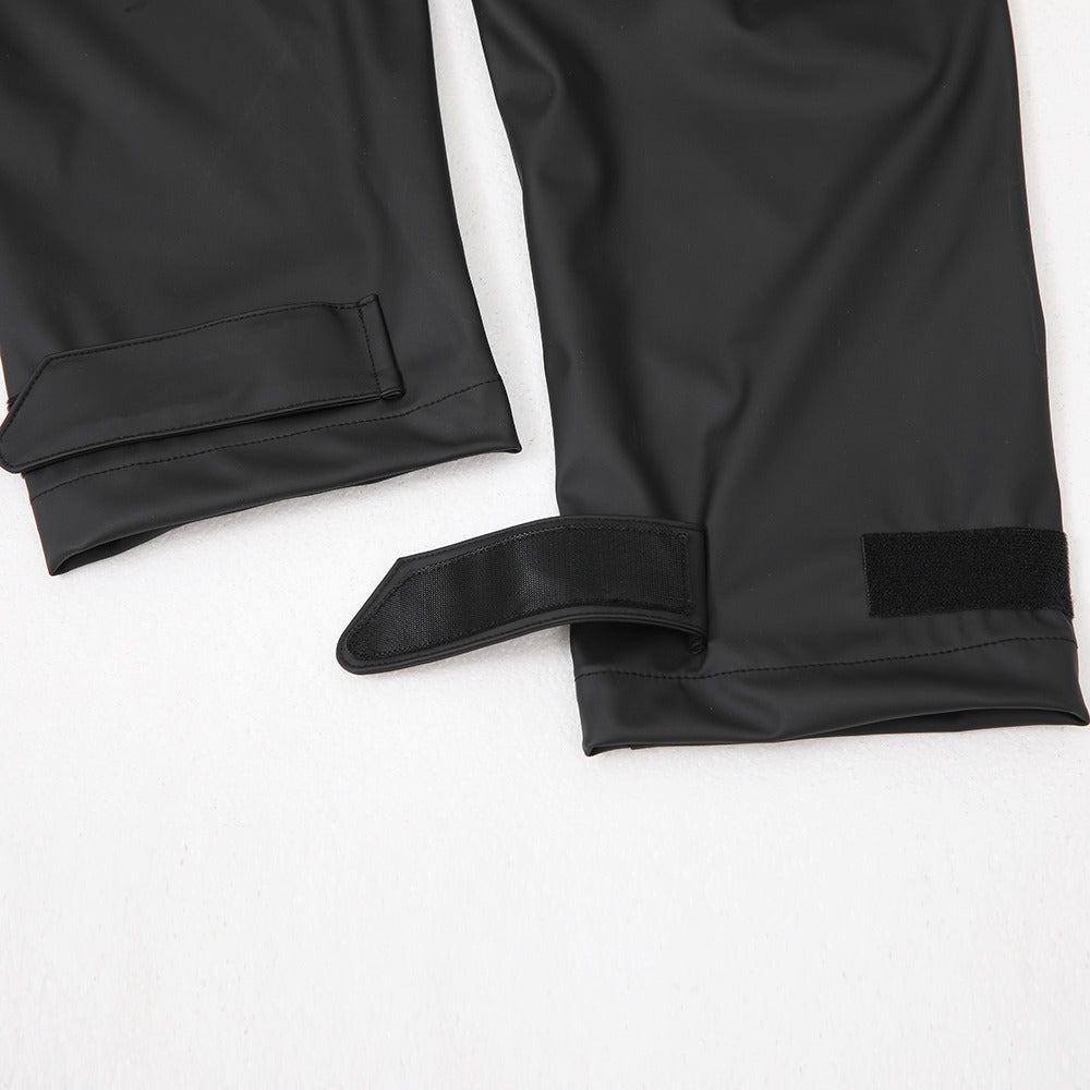 جاكيت كاجوال أسود مقاوم للماء بغطاء للرأس